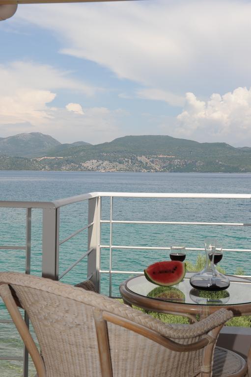 Agnadi Suites Episkopos Esterno foto