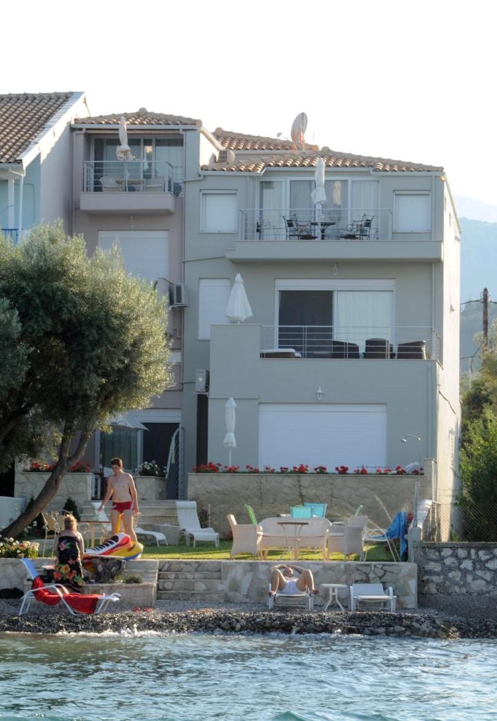 Agnadi Suites Episkopos Esterno foto
